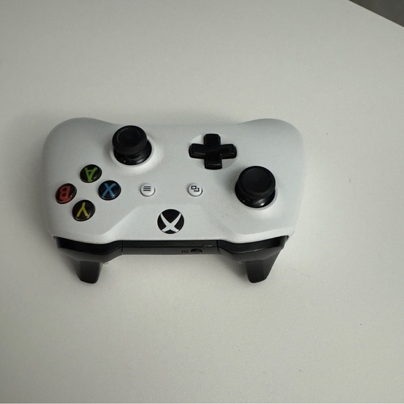 Xbox One S 2016 White Gaming Console with 2 Controllers